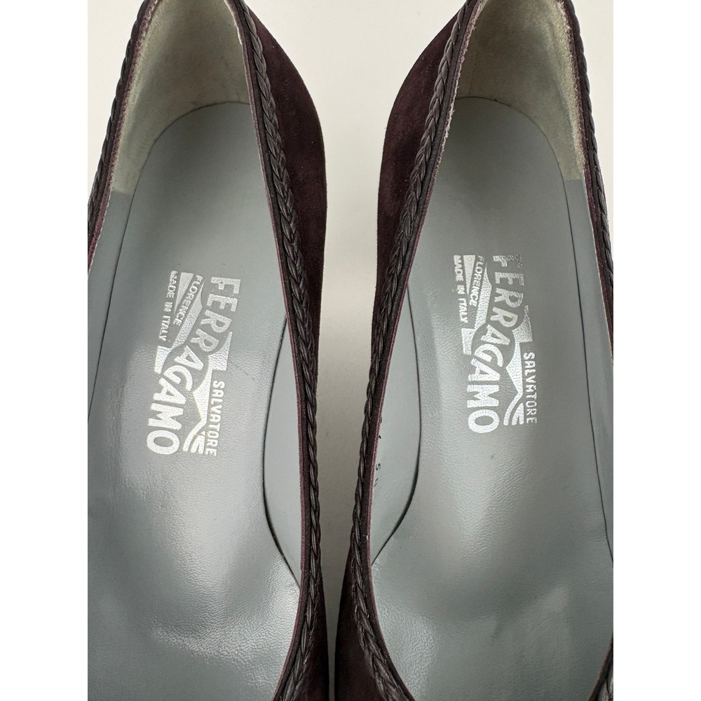 Salvatore Ferragamo Brown Suede Court Shoes Size 7B Pointed Toe Leather Piping - Picture 10 of 11